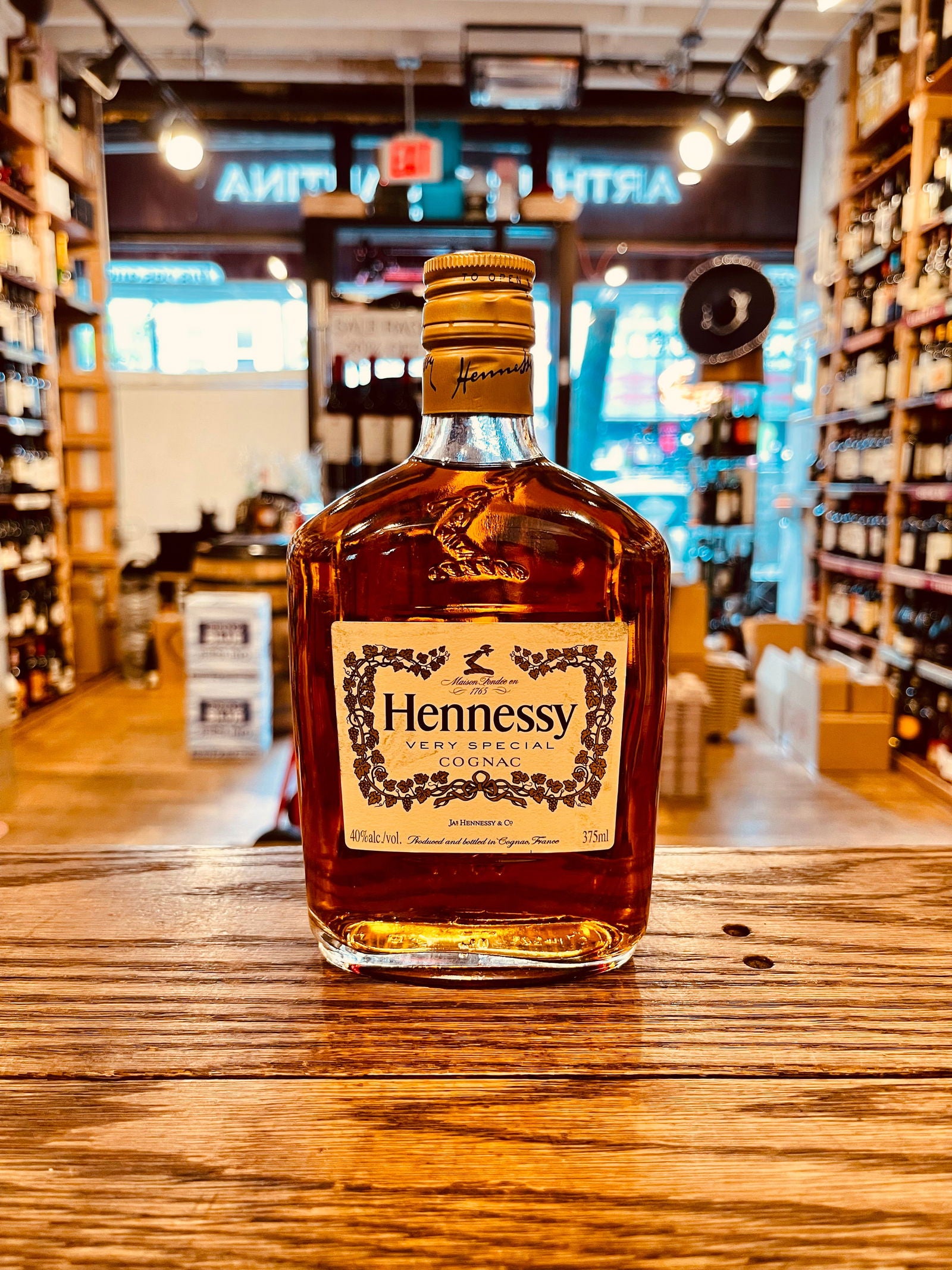Hennessy VS 375mL – Arthur Cantina Wine & Liquor