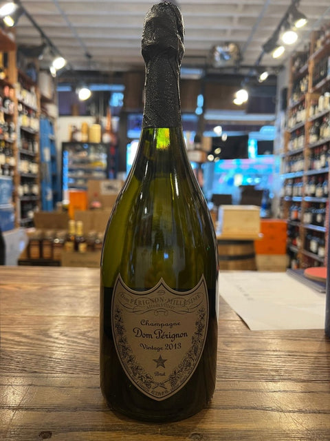 Dom Pérignon 2015 750mL - Arthur Cantina Wine & Liquor