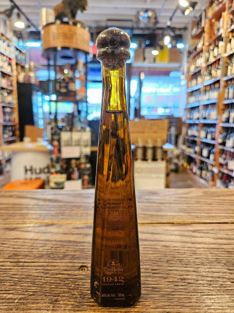 Don Julio 1942 50mL - Arthur Cantina Wine & Liquor