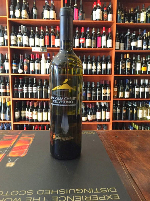 Lacryma Christi Del Vesuvio Bianco 750mL 2023 - Arthur Cantina Wine & Liquor