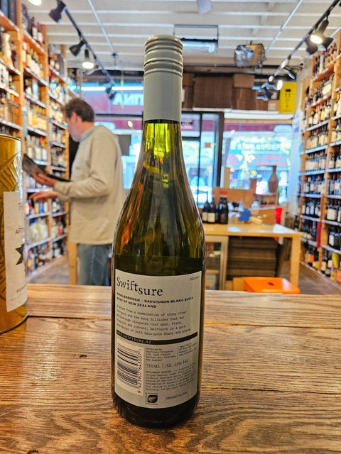 Swiftsure Sauvignon Blanc 750mL - Arthur Cantina Wine & Liquor
