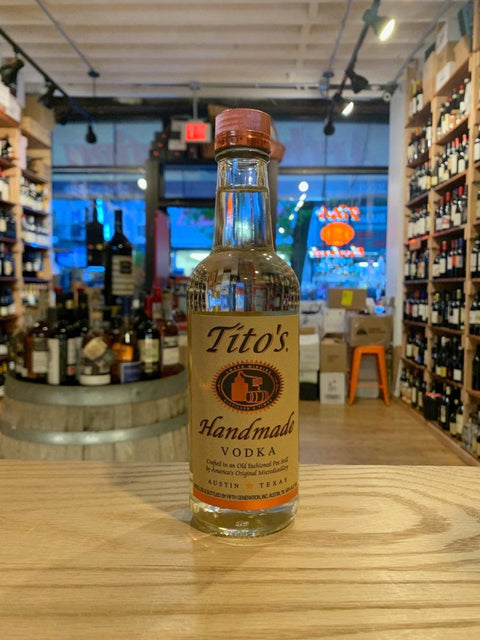 Tito's Handmade 375mL Vodka - Arthur Cantina Wine & Liquor