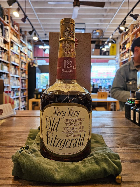 Very Very Old Fitzgerald 12 Year Bourbon 1970. 4/5 Quart - Arthur Cantina Wine & Liquor