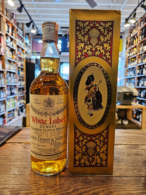 Vintage Dewars 750mL White Label - Gold Gift Box