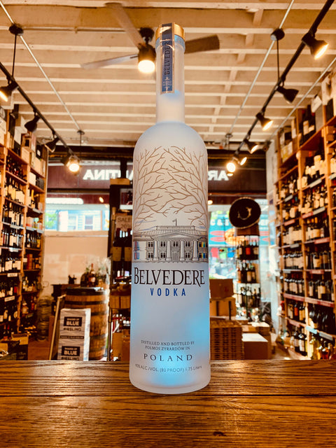 Belvedere 1.75 Night Saber - Arthur Cantina Wine & Liquor -  - #tag1# - #tag2#