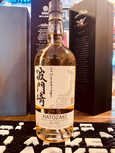 Hatozaki Finest Japanese Whisky 750mL - Arthur Cantina Wine & Liquor -  - #tag1# - #tag2#