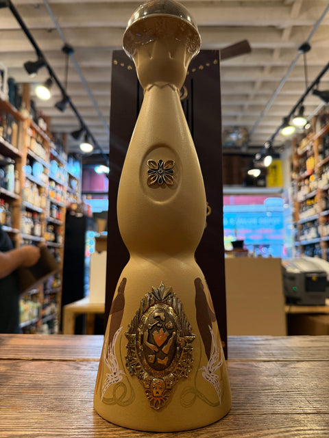 Recuerdos 25th Edition Clase Azul Dia de Los Muertos