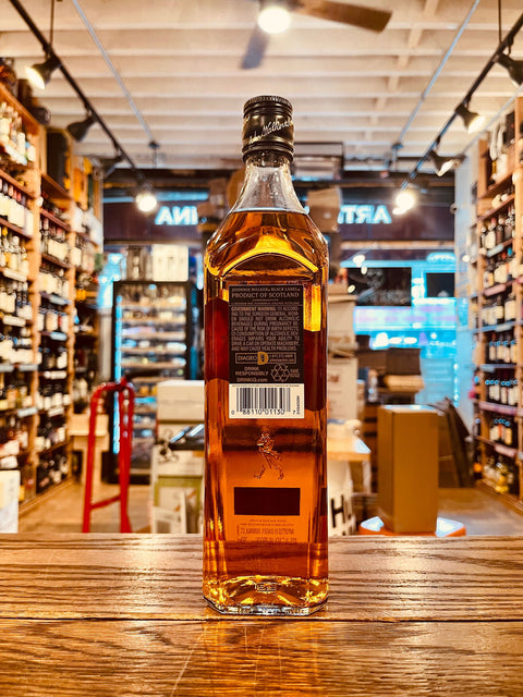 Johnnie Walker Black 750mL - Arthur Cantina Wine & Liquor -  - #tag1# - #tag2#