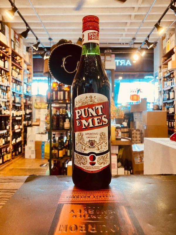 Carpano Punt E Mes 750ml - Arthur Cantina Wine & Liquor