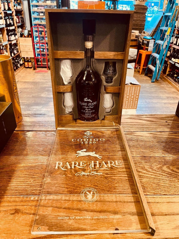 Codigo 1530 Playboy Rare Hare Añejo Tequila Gift Set 750ml - Arthur Cantina Wine & Liquor