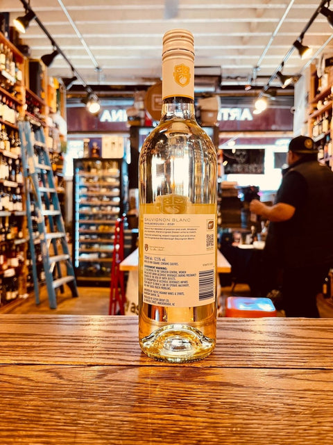 Giesen Sauvignon Blanc Estate 750mL - Arthur Cantina Wine & Liquor