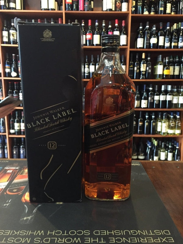 Johnnie Walker Black 1.75mL - Arthur Cantina Wine & Liquor