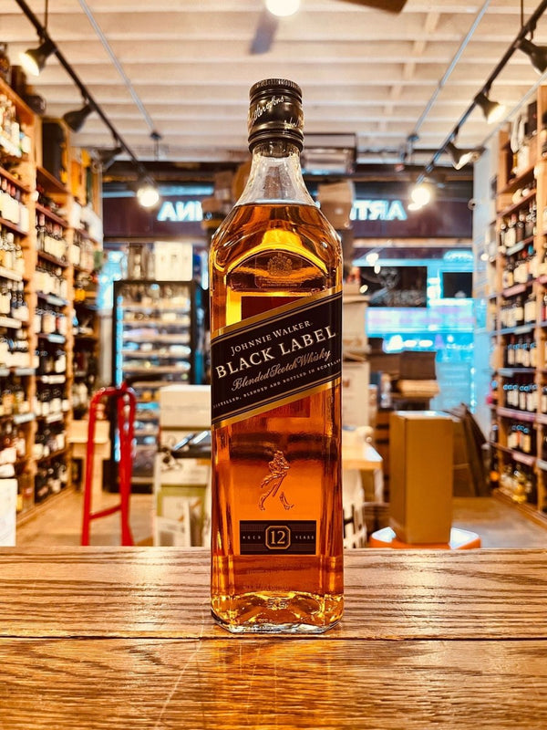 Johnnie Walker Black 750mL - Arthur Cantina Wine & Liquor