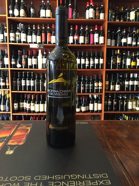 Lacryma Christi Del Vesuvio Bianco 750mL 2023 - Arthur Cantina Wine & Liquor