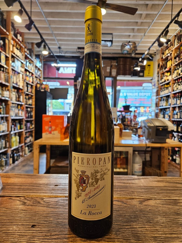 Pieropan Soave Classico La Rocca 2023 750mL - Arthur Cantina Wine & Liquor