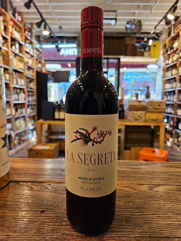 Planeta La Segreta Nero D'Avola 750mL - Arthur Cantina Wine & Liquor