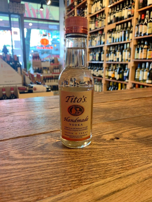 Tito's Handmade 200mL Vodka - Arthur Cantina Wine & Liquor
