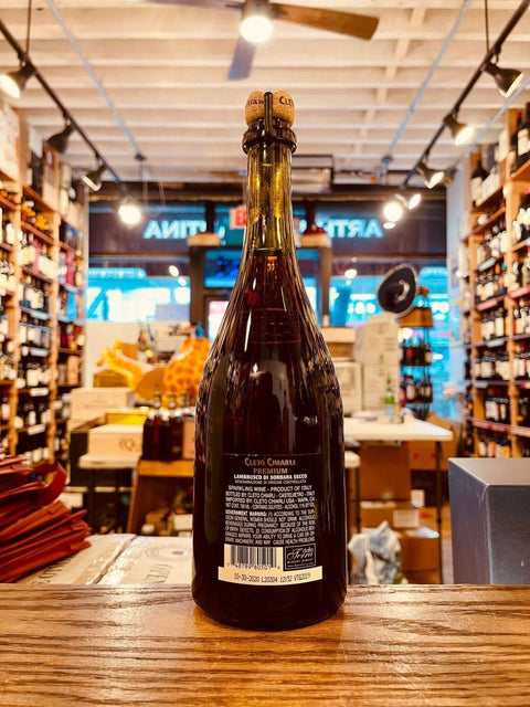 Vecchia Modena Lambrusco Sorbara Secco 750mL - Arthur Cantina Wine & Liquor