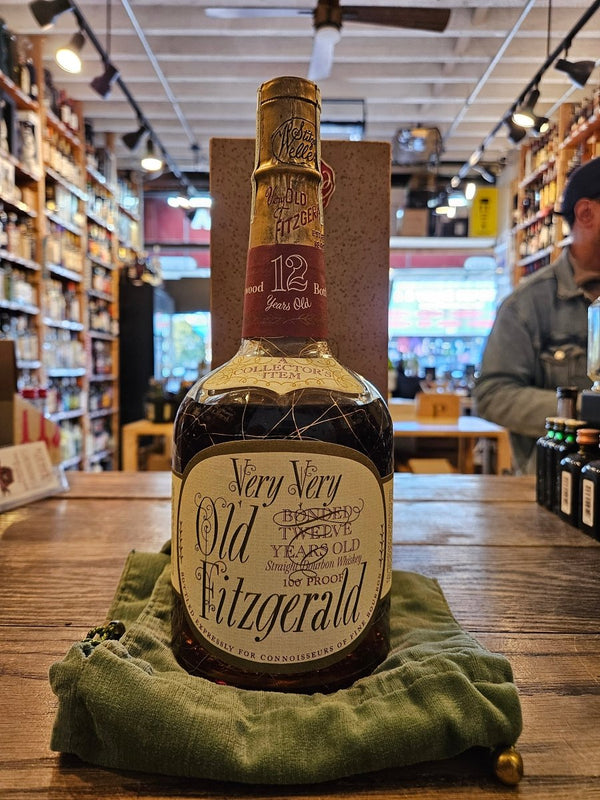 Very Very Old Fitzgerald 12 Year Bourbon 1970. 4/5 Quart - Arthur Cantina Wine & Liquor