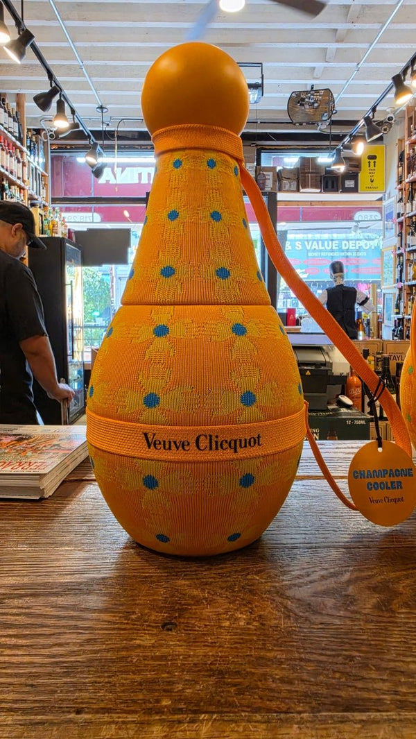 Veuve Clicquot Chasing The Sun Totem 750mL - Arthur Cantina Wine & Liquor
