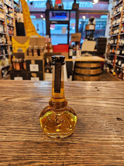 Willett Pot Still Bourbon Reserve 50mL - Arthur Cantina Wine & Liquor
