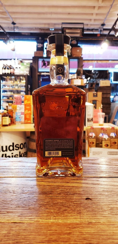 Yellowstone Bourbon 2022 Limited Edition 750mL - Arthur Cantina Wine & Liquor